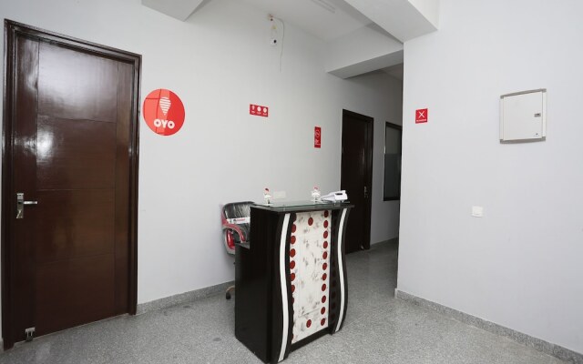 OYO 9935 Hotel Mango House