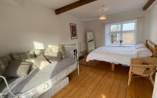 Exmouth Country Lodge and Cottage