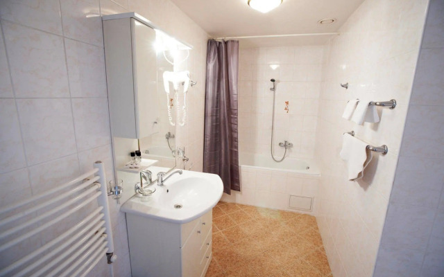 Hotel Nabucco