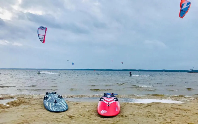 Lakeside Stay w/ Terrace