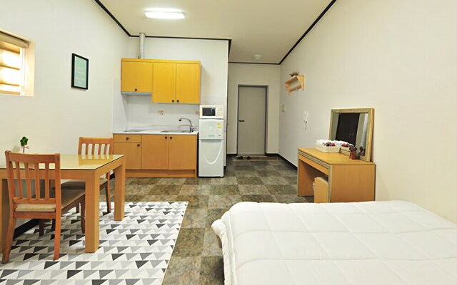 Gangneung Gyeongpo Chocolate Pension