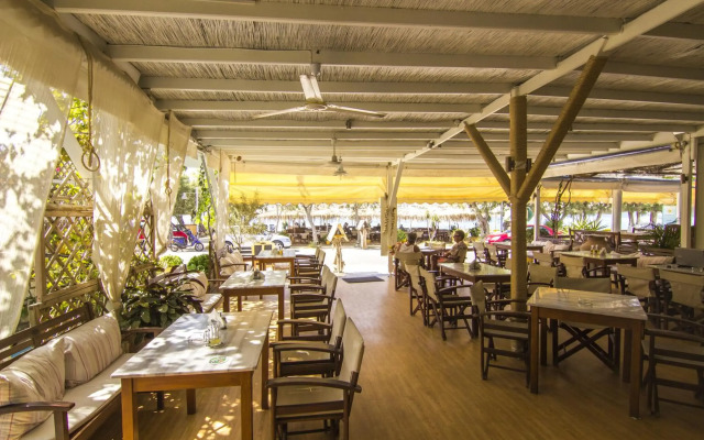 Livadia Hotel