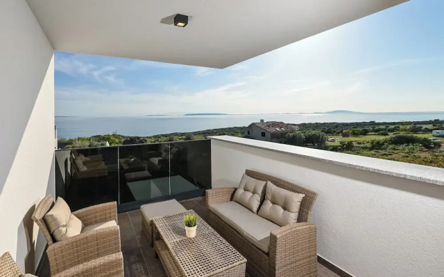 Villa Luna- Private Heated Pool