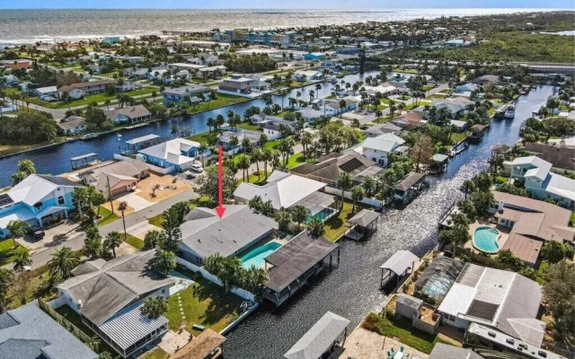 Canal Front Beach Home, Private Pool