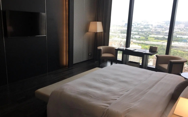 The Lin Hotel