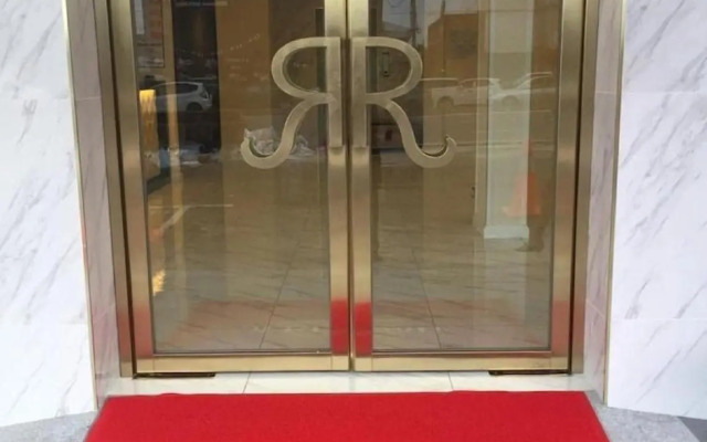 Ritzton Hotel