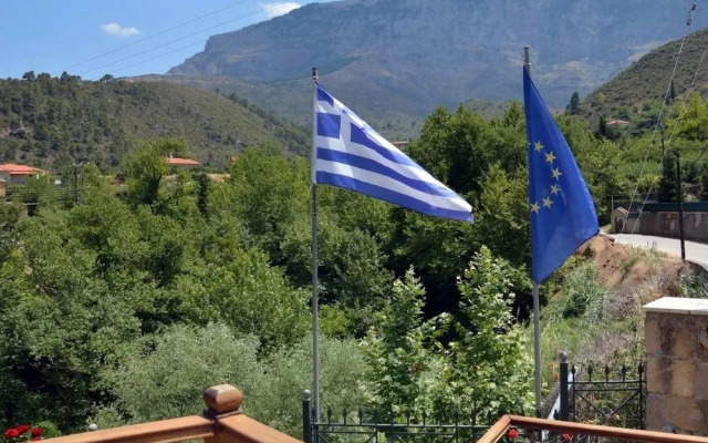 Evrostini Guest House