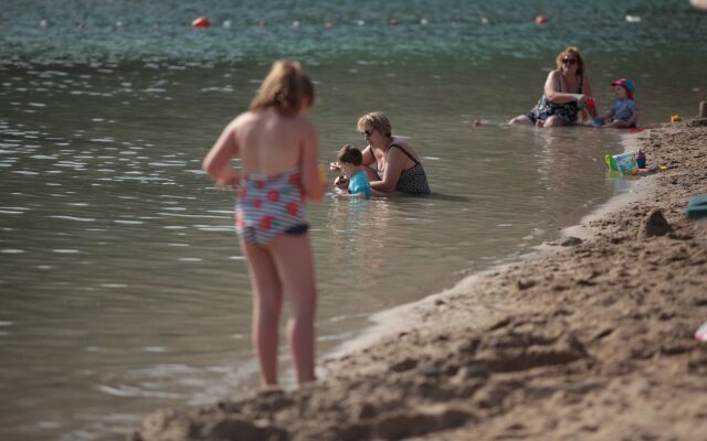 S3 Seahorse Beach Club & Hotel