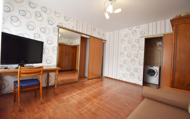 Guest House on 16-ya Parkovaya 17s1