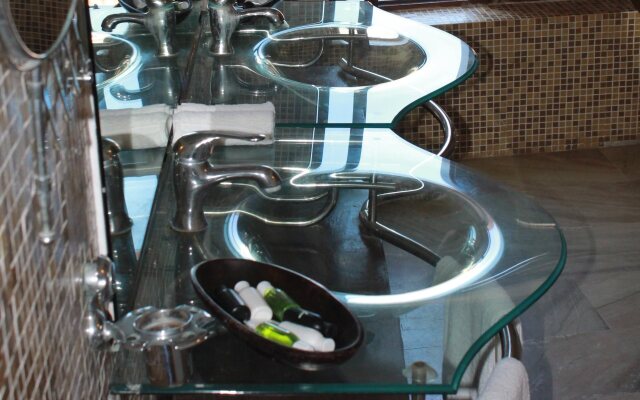 Al Johari Hotel & Spa