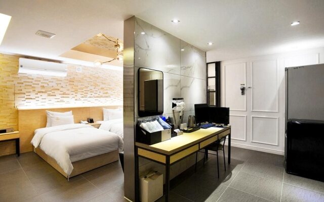 Hotel Good Day