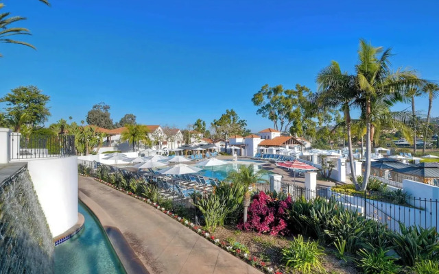 Southern Exposure w/ Private Balcony