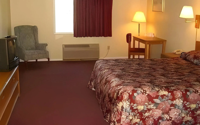 Red Carpet Inn North Syracuse