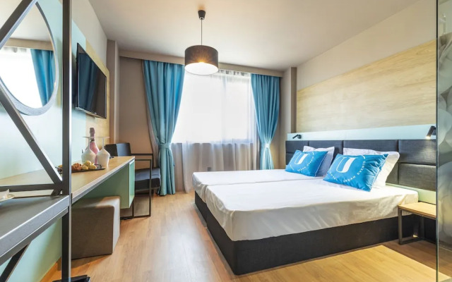 Urban Hotel