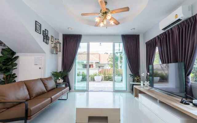 Baan Kiang Lay Phu View Hua Hin Pool Villa