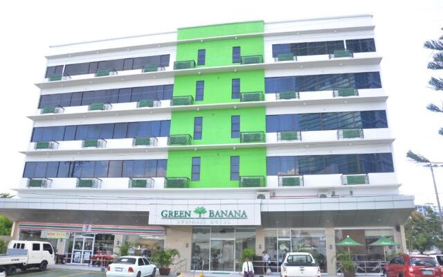 Green Banana Business Hotel