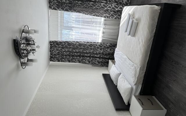 Kaminn apartments на улице Карбышева 2