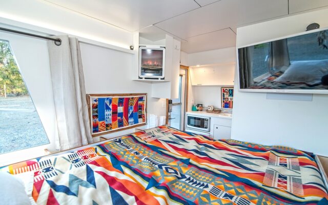 Seattle Glamping - Fremont Dream Catcher