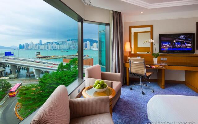 New World Millennium Hong Kong Hotel