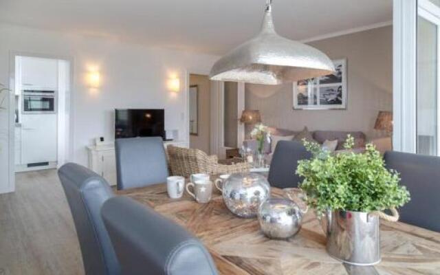 Jhm25 6 At The Boardwalk