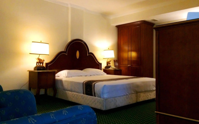 Subic Bay Venezia Hotel