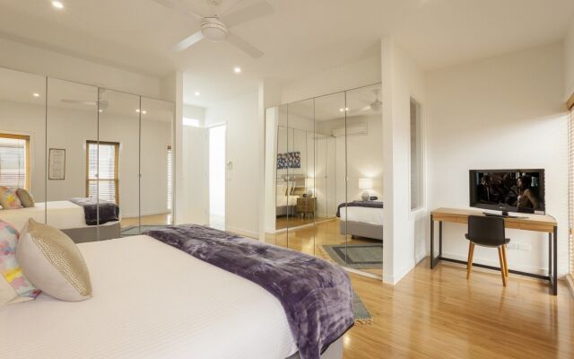 Boutique Stays - Central Park, South Melbourne