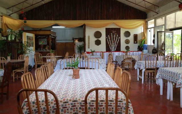 Bulwagang Princesa Tourist Inn & Restaurant