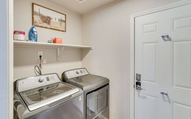 Gold Canyon Vacation w/ Private Patio & Fire Pit!