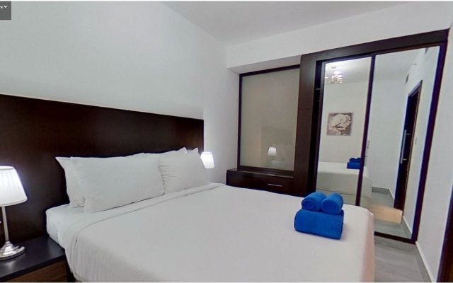 Beautiful One Bedroom In Burj Residence 4