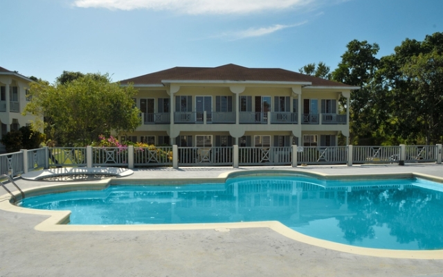 The Royal Hummingbird Resort