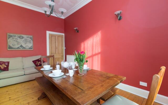 Beautiful Georgian Flat in Edinburgh - Sleeps 4