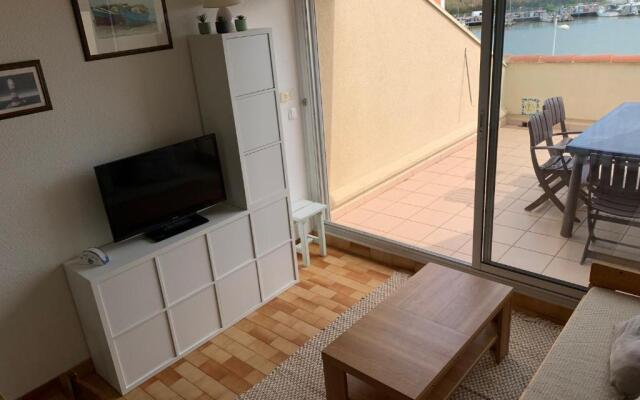 Appartement calme vue sur l'hérault et la mer