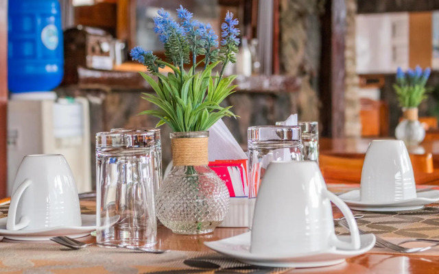 The Wooden House Lodge