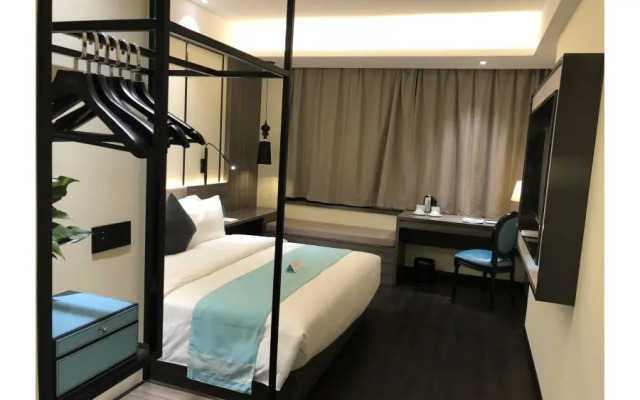 Xana Hotel (Shanghe Bus Station Hot Spring Base)
