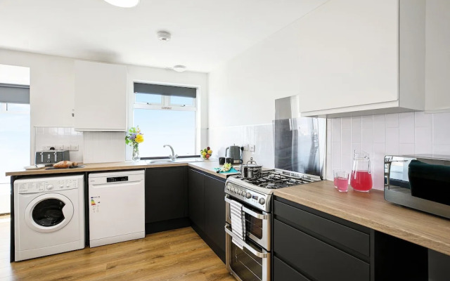 TYME Suites on Kingsway