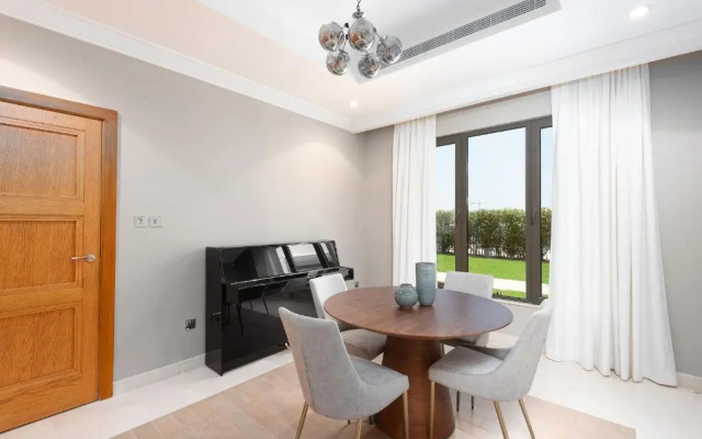 Maison Privee - Prvt Pool & Beach! in Luxury Palm Jumeirah Villa