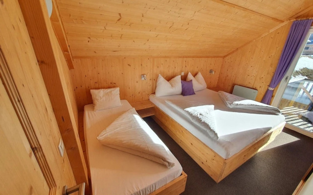 Comfortable Chalet in Hohentauern with Whirlpool near City Center