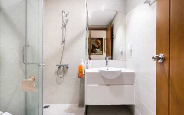 Luxury Landmark - Linh's Apartment
