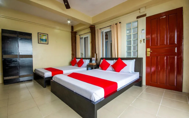 Oyo 130 Jy Crown Palace