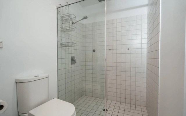 Tropicana on Bent - WiFi - Nespresso Heart of East End