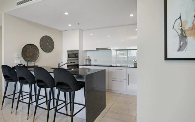 Aria Apartments
