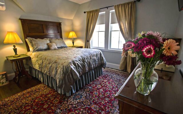 The Samuel Sewall Inn