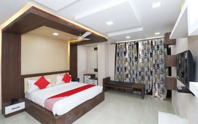 Mangalam Palace By OYO Rooms