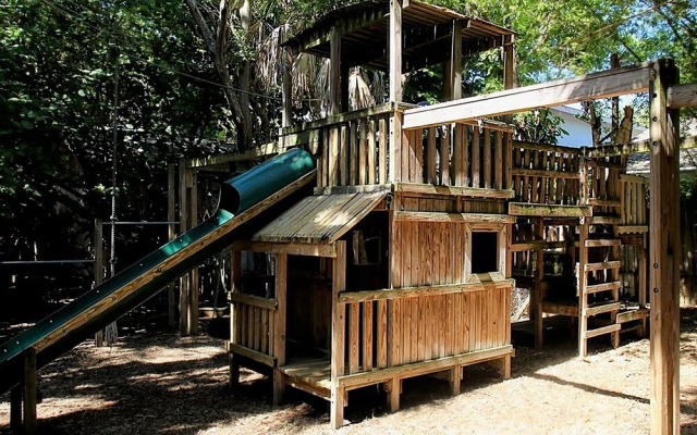 Shaded Beachtown Vacation Estate (102-22)