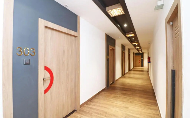 Vrindavan Palace by OYO Rooms