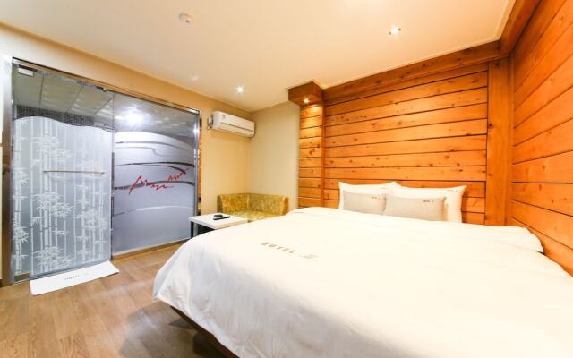 No.25 Hotel Busan Seomyeon Station