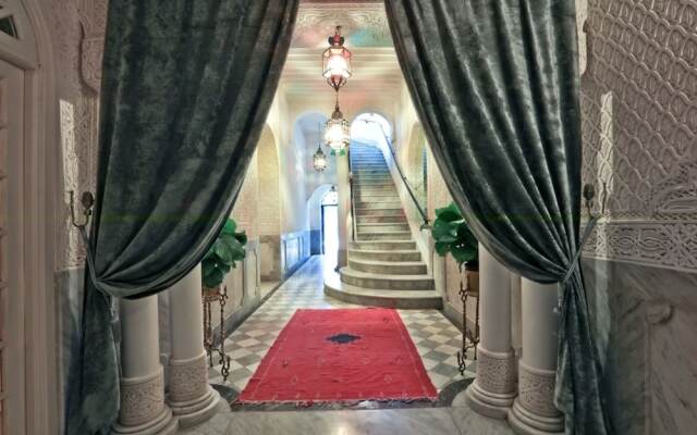 5 Stars Extravagant, 5 Bedroom Riad in el Jadida With Garden and Terra