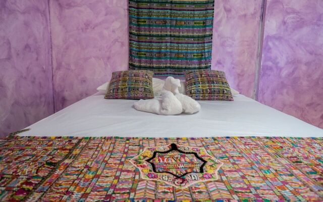 Hotel Maya