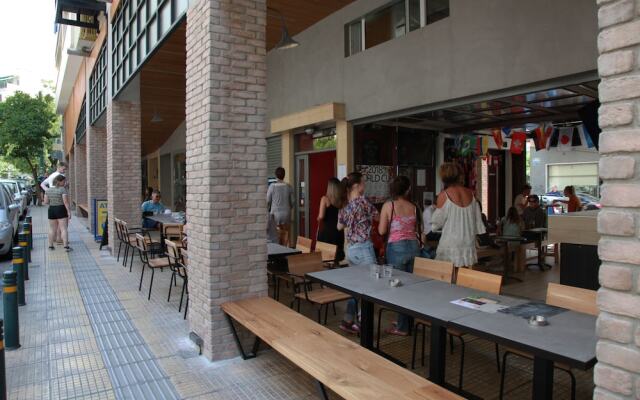 A Skip Away from the Acropolis Museum
