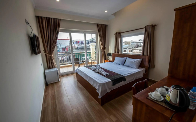 Phnom Penh Le Vincent Hotel